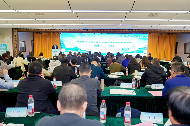 访企拓岗||我校领导带队赴疆参加“逐梦边疆·建功有我”访企拓岗暨毕业生基层就业回访活动